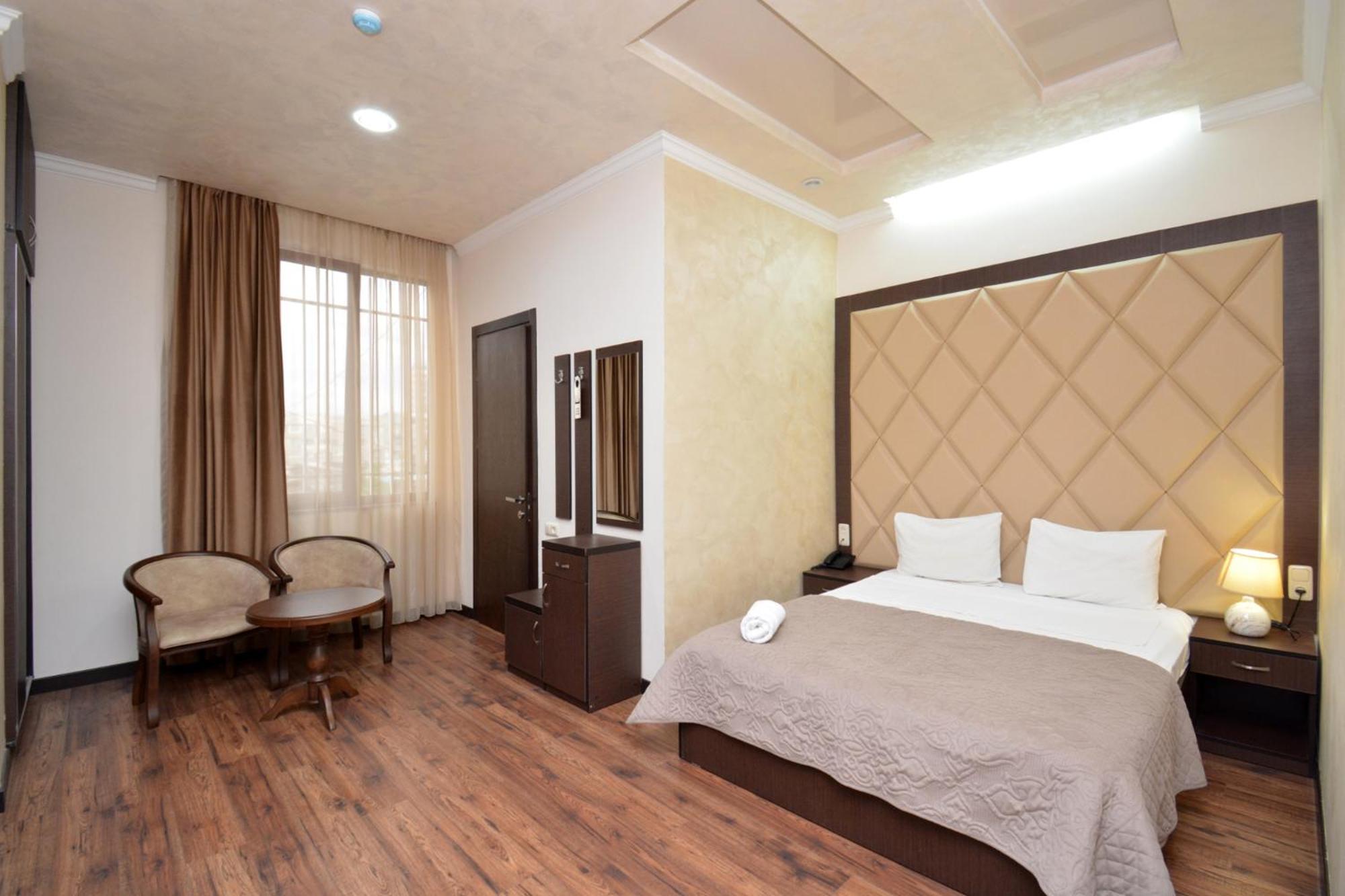 Hotel Partiez Jerevan Exteriér fotografie