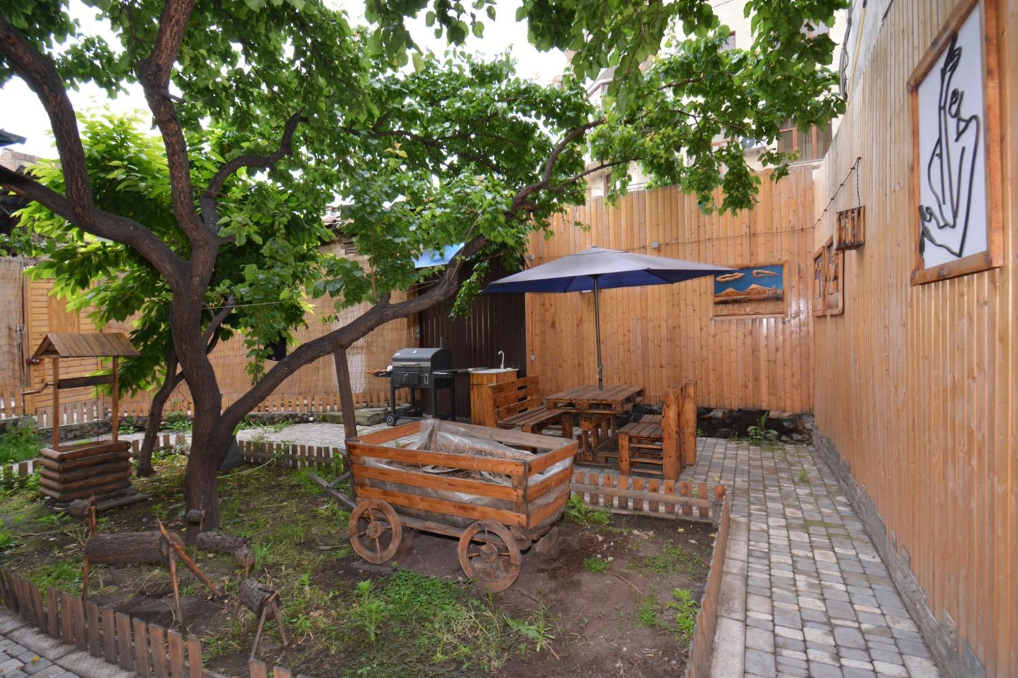 Hotel Partiez Jerevan Exteriér fotografie