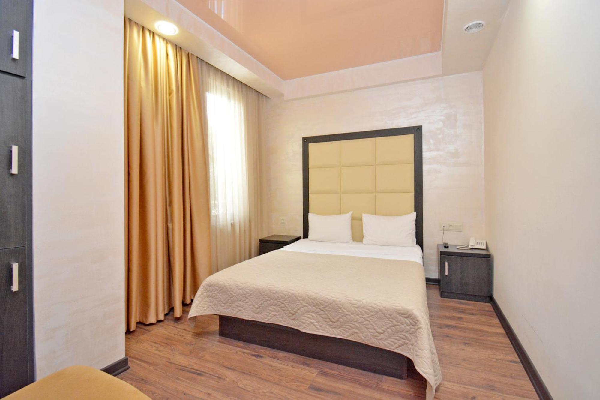 Hotel Partiez Jerevan Exteriér fotografie